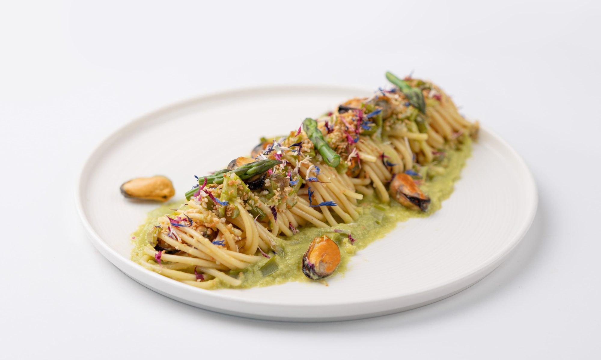 spaghettoni_cozze_asparagi